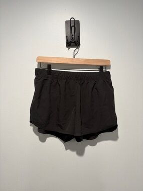 Old Navy Black Women's Athletic Shorts with Inner Liner
